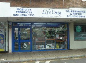 Chessington.  Shop/Office – To Let
