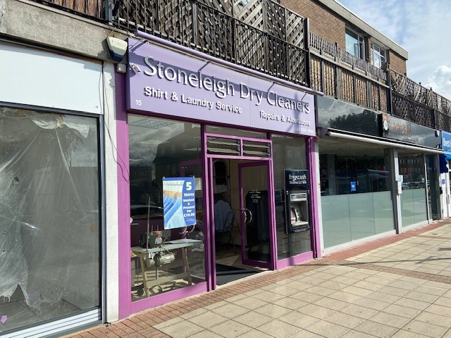 Class ‘E’ Shop/Office in Stoneleigh – To Let