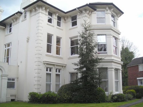 Second Floor Offices Closeby to Surbiton Train Station and Town Centre – To Let