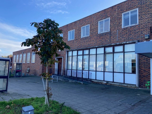 First Floor Office Space in Chessington – TO LET